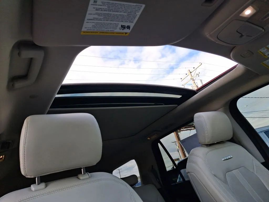 Ford Expedition photo 28