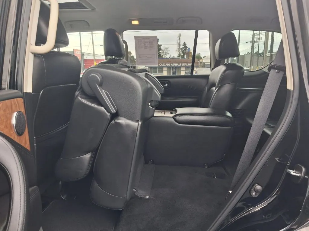 Nissan Armada photo 19
