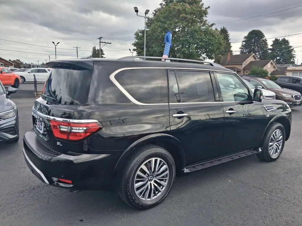 Nissan Armada photo 7
