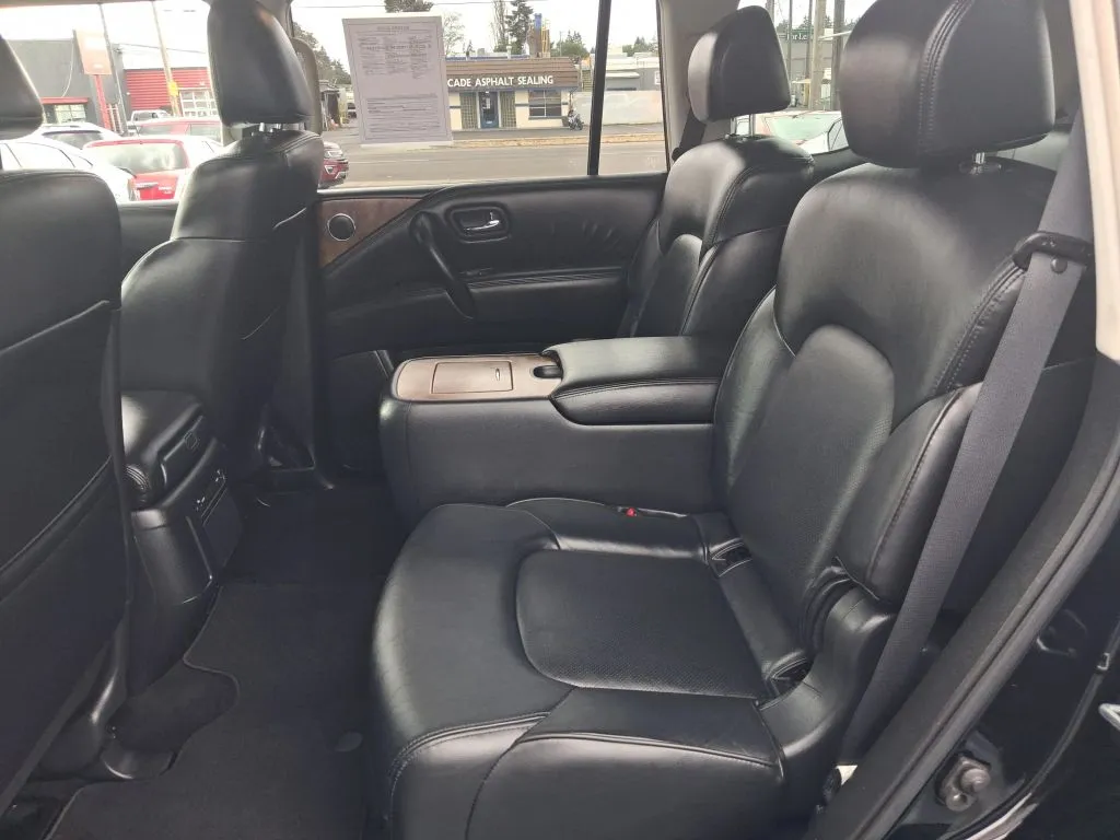 Nissan Armada photo 20
