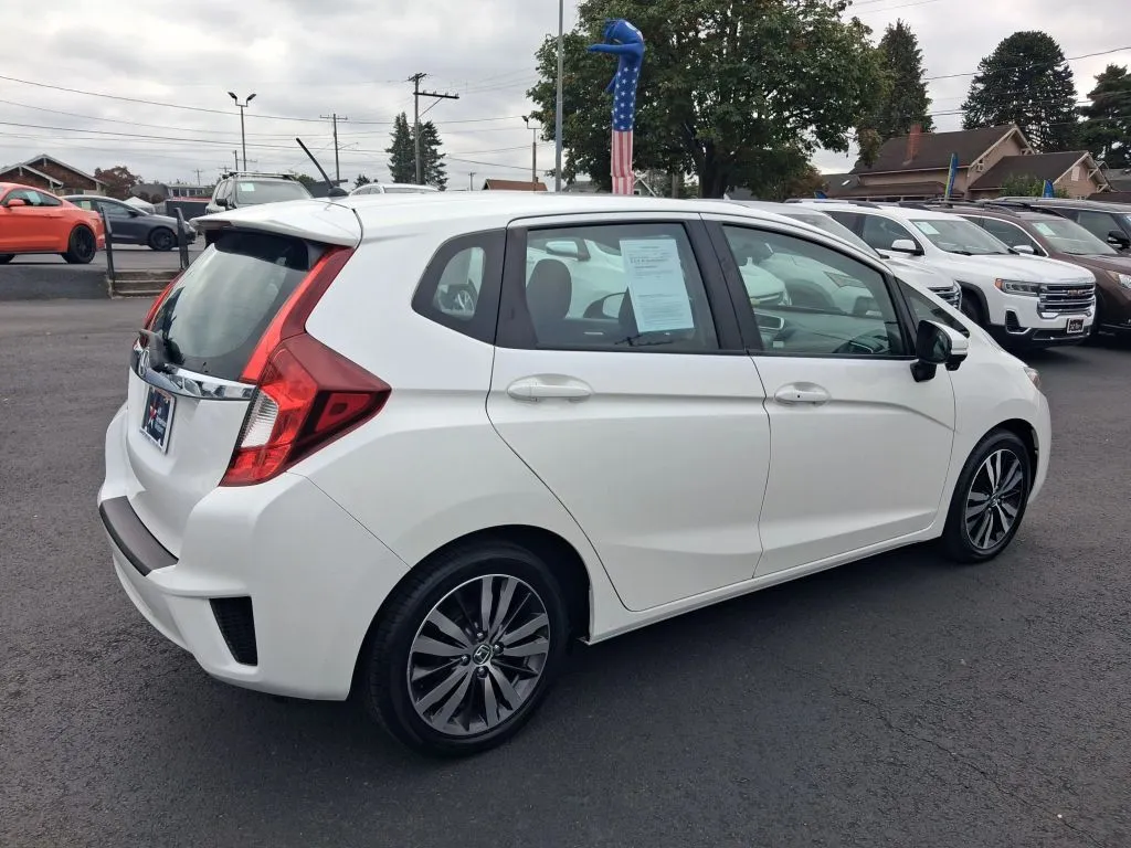 Honda Fit photo 8