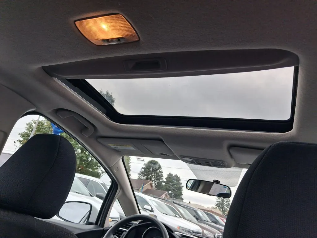 Honda Fit photo 14
