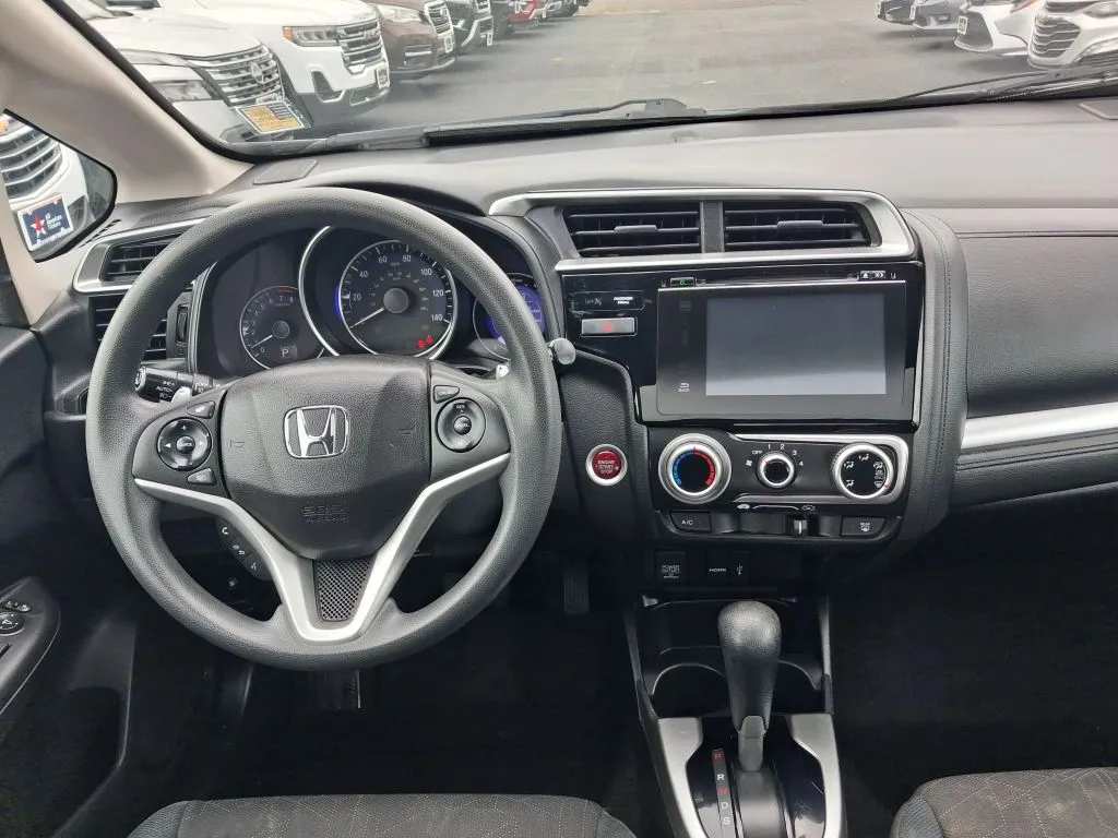 Honda Fit photo 12