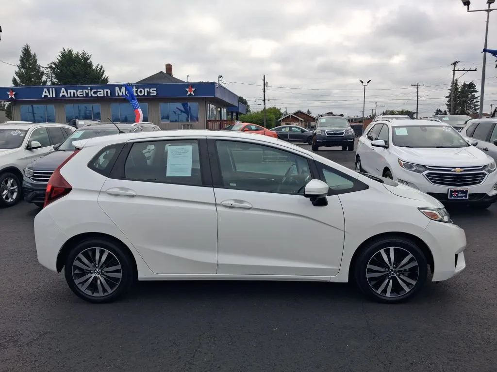 Honda Fit photo 9