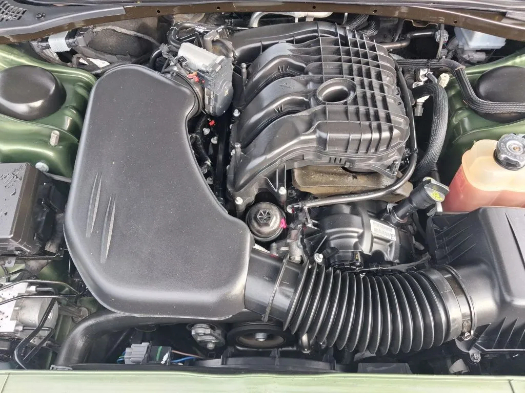 Dodge Challenger photo 23
