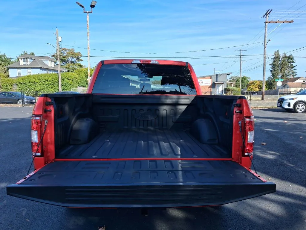 Ford F-150 photo 18