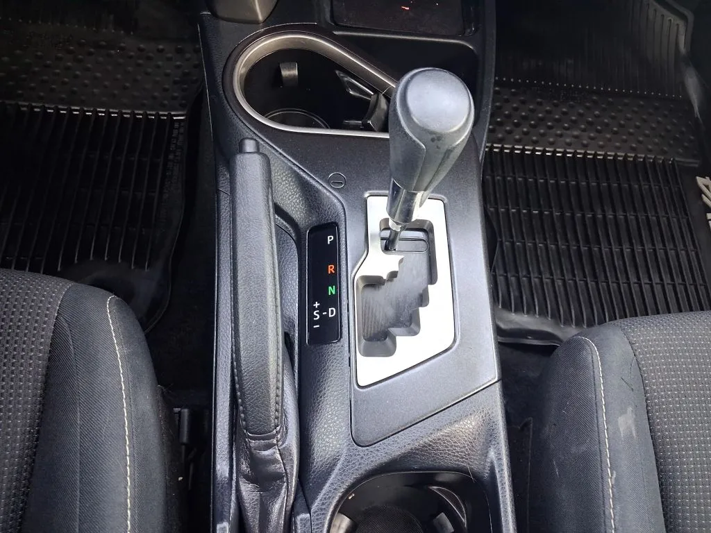 Toyota RAV4 photo 11