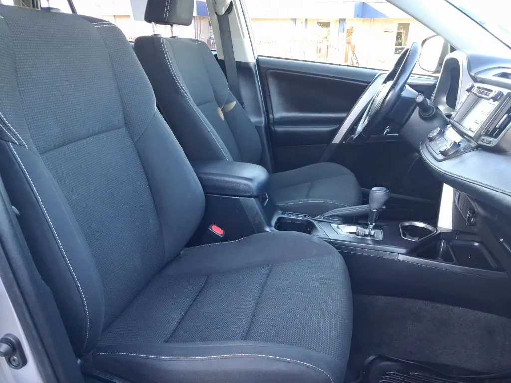 Toyota RAV4 photo 21