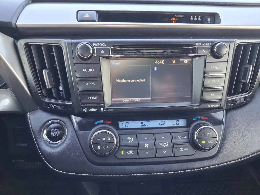 Toyota RAV4 photo 10