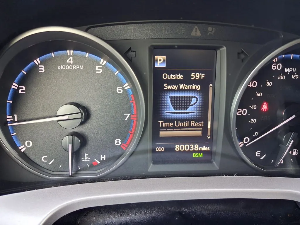Toyota RAV4 photo 9