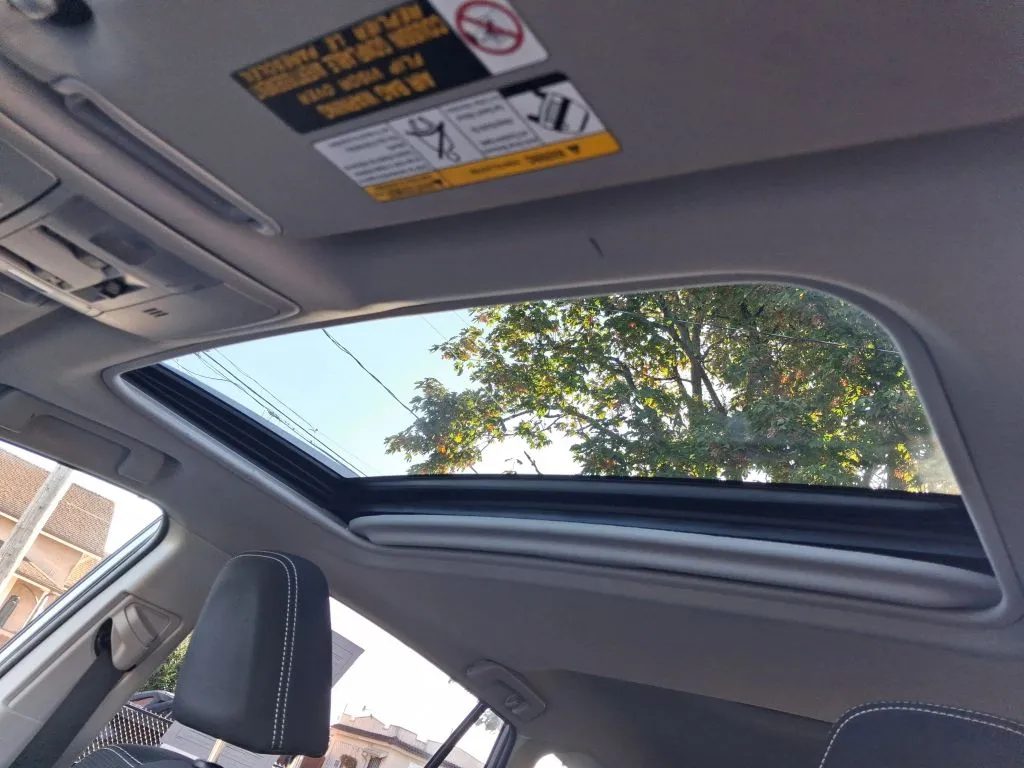 Toyota RAV4 photo 14