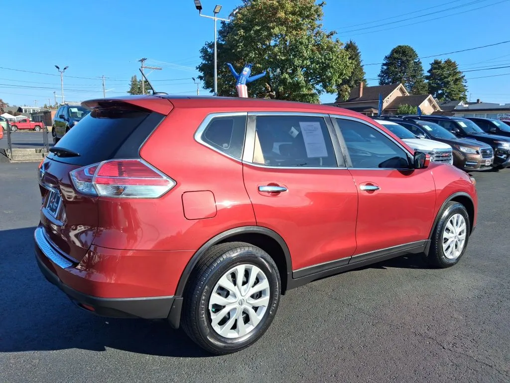 Nissan Rogue photo 7