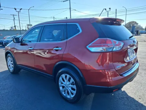 More photos of 2015 Nissan Rogue S Sport Utility 4D at All American Motors, WA