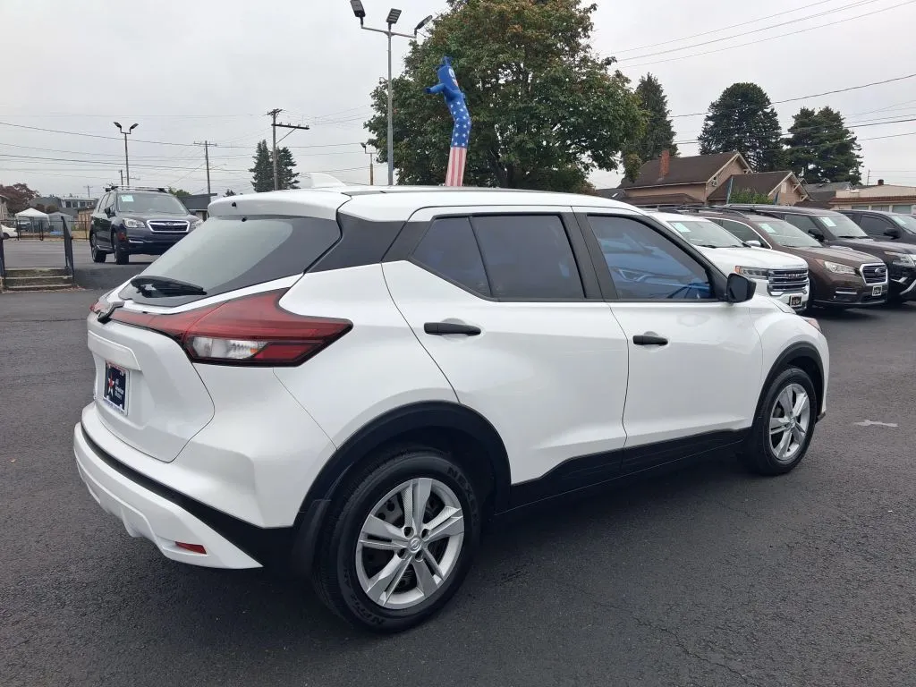 Nissan Kicks photo 7
