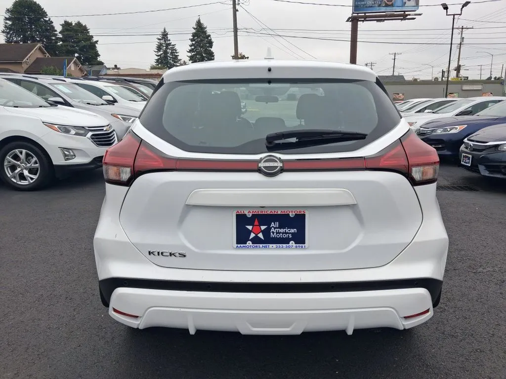 Nissan Kicks photo 6