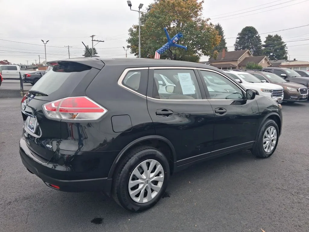 Nissan Rogue photo 7