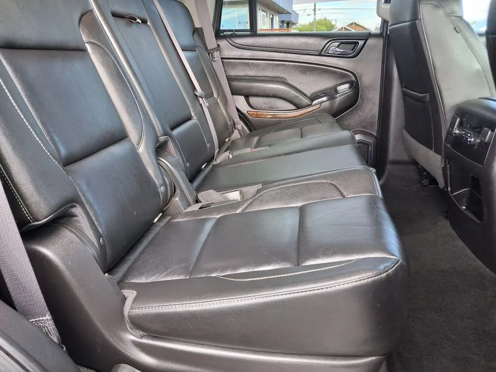 Chevrolet Tahoe photo 11