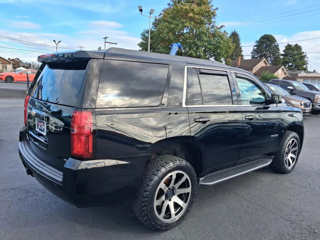 Chevrolet Tahoe photo 7