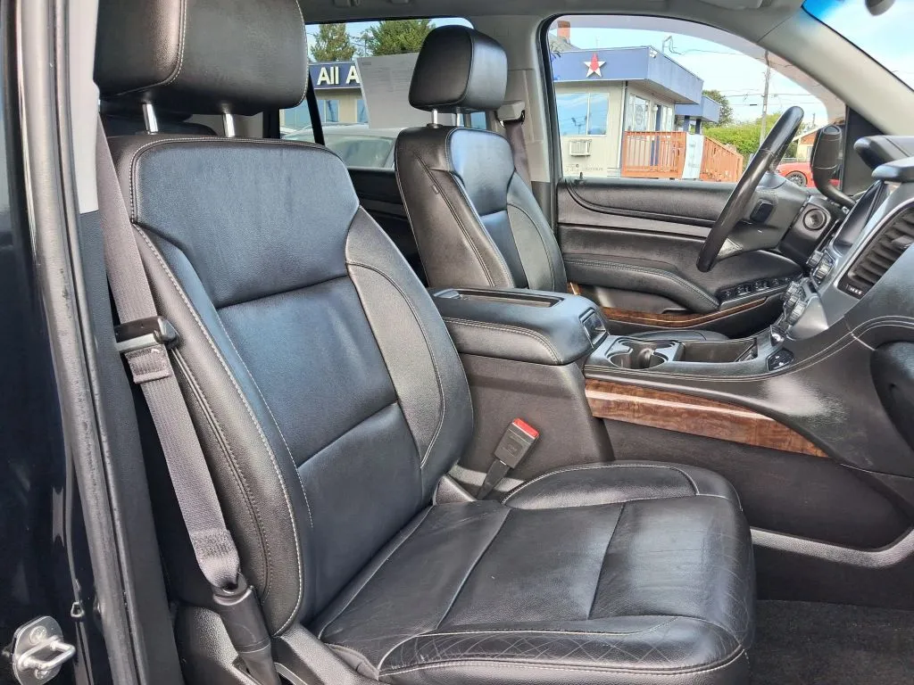 Chevrolet Tahoe photo 10
