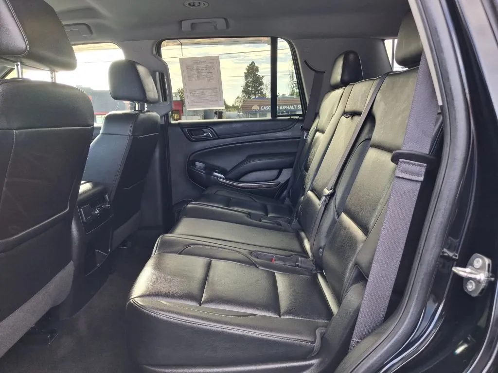 Chevrolet Tahoe photo 16