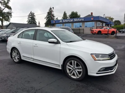 White 2017 Volkswagen Jetta 1.8T SEL Premium Sedan 4D for sale in Tacoma, WA