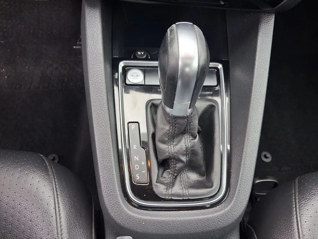 Volkswagen Jetta photo 21