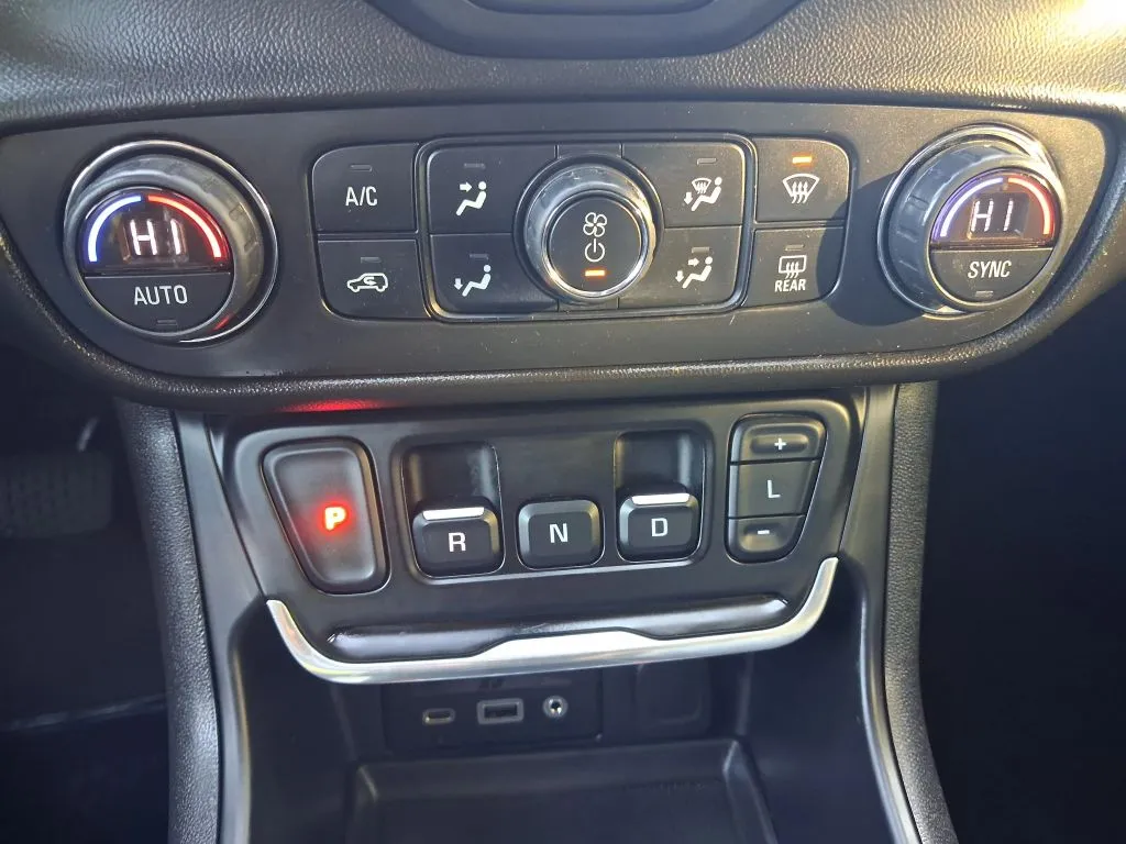 GMC Terrain photo 14