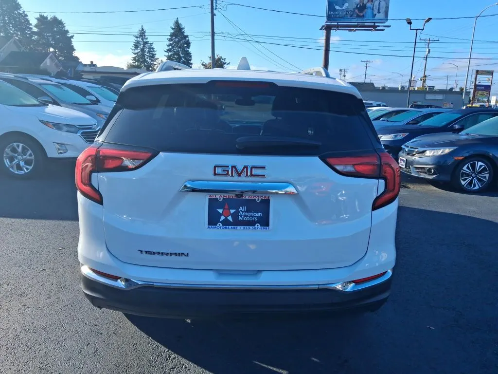 GMC Terrain photo 9