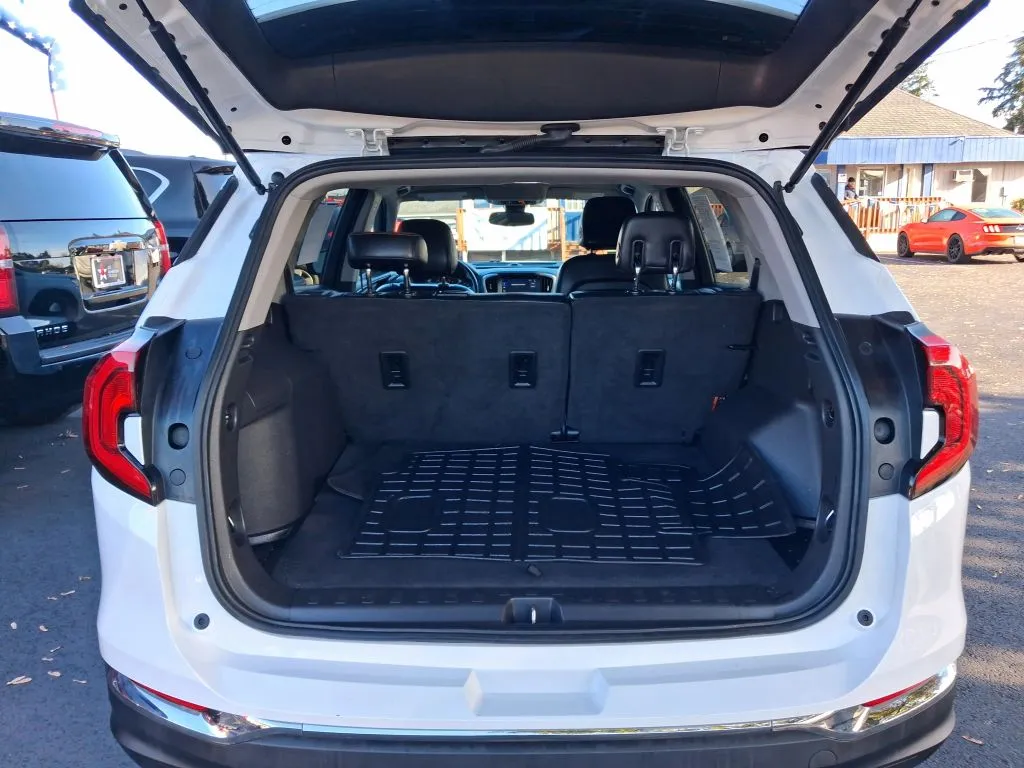GMC Terrain photo 21
