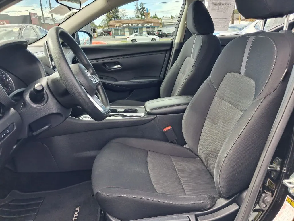 Nissan Sentra photo 16
