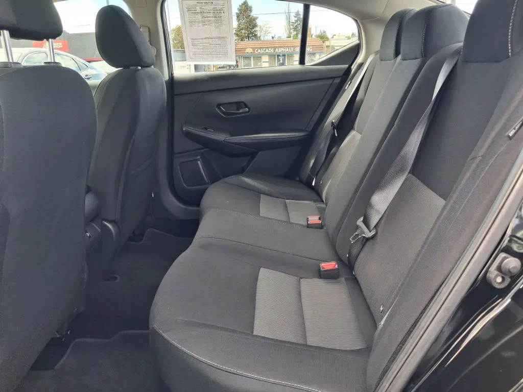 Nissan Sentra photo 15