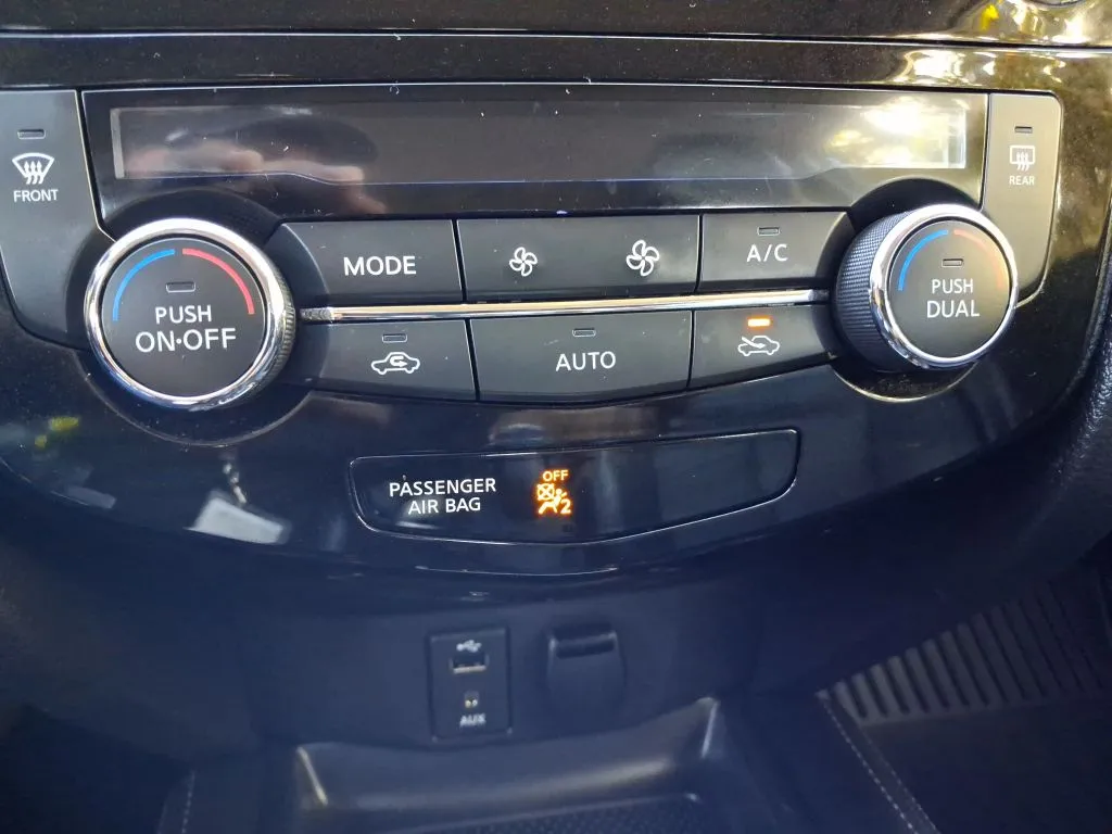 Nissan Rogue Sport photo 14