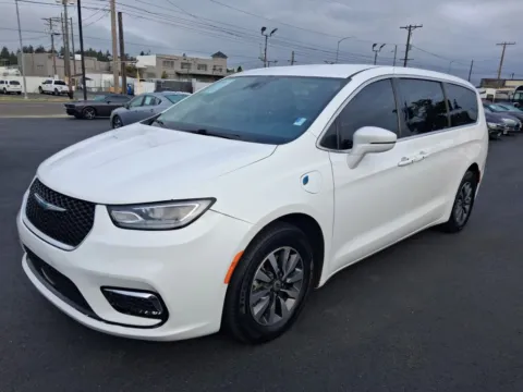 Another view of 2022 Chrysler Pacifica Hybrid Touring L Van 4D for sale in Tacoma, WA at All American Motors