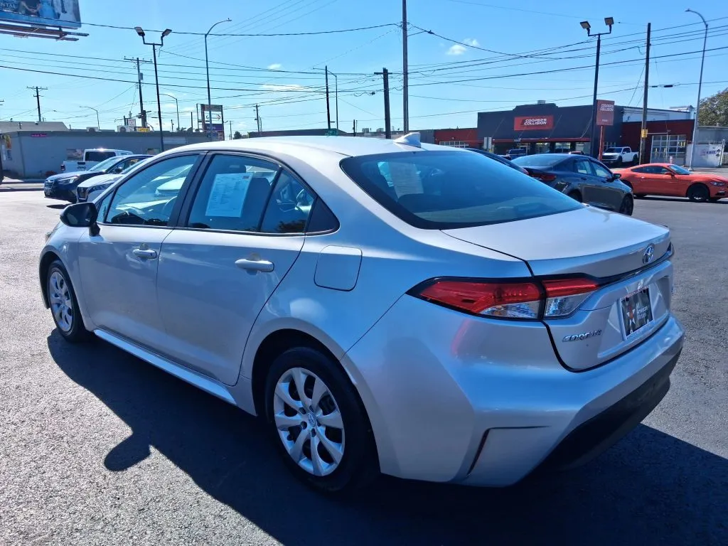 Toyota Corolla photo 5