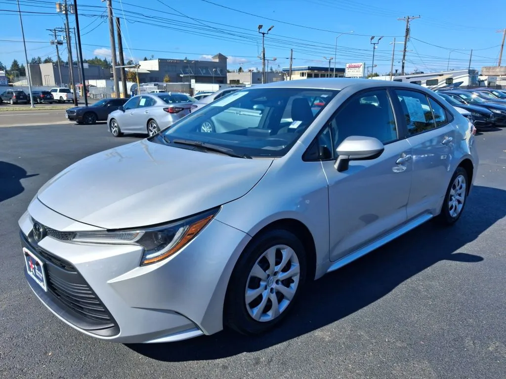 Toyota Corolla photo 3