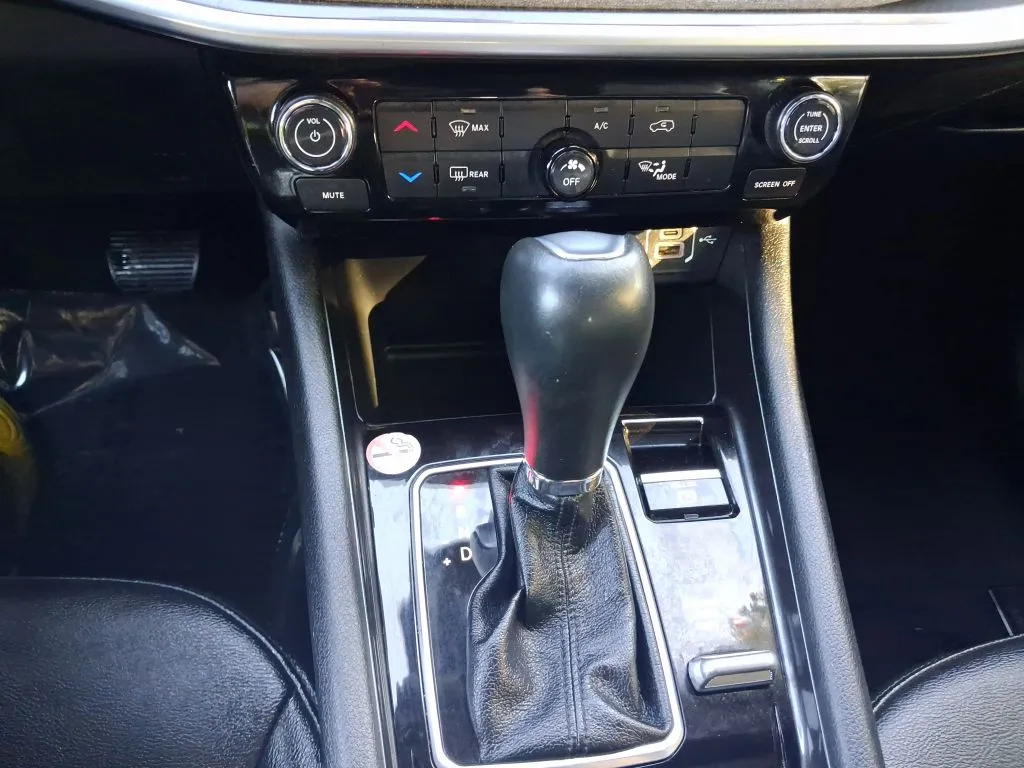 Jeep Compass photo 13
