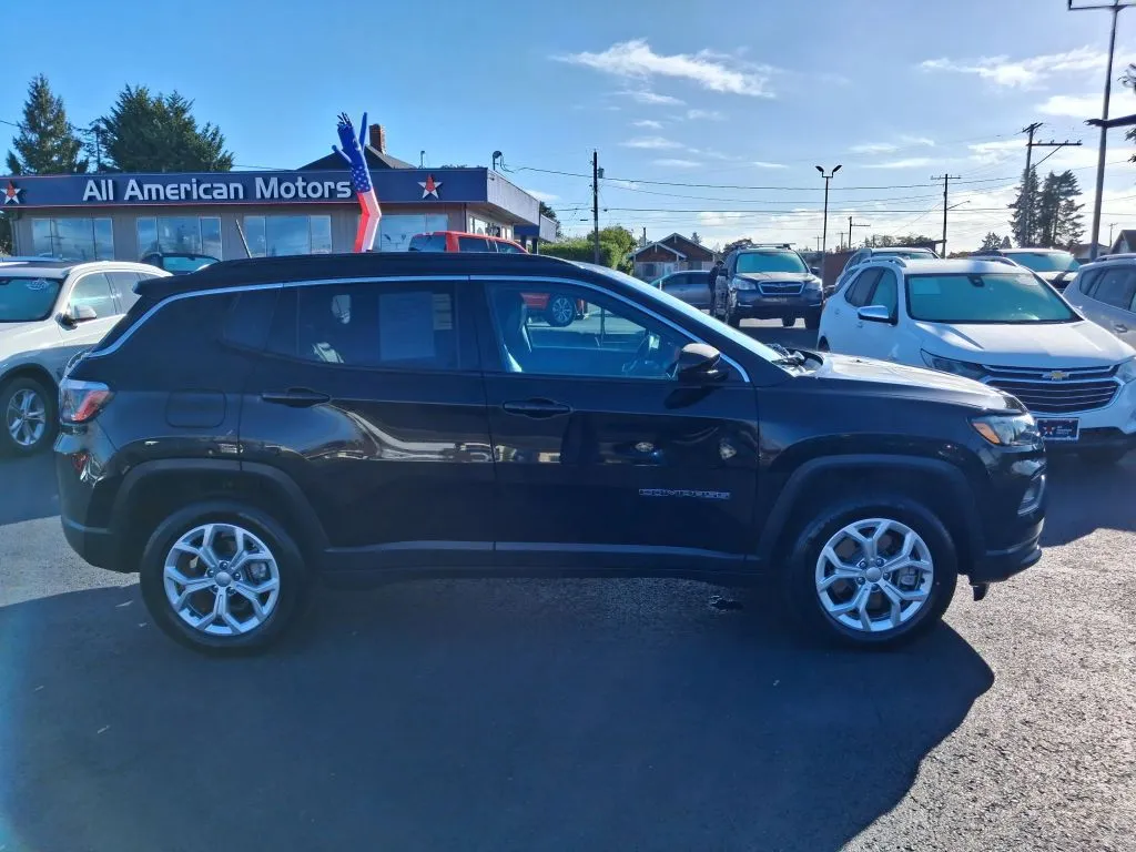 Jeep Compass photo 11