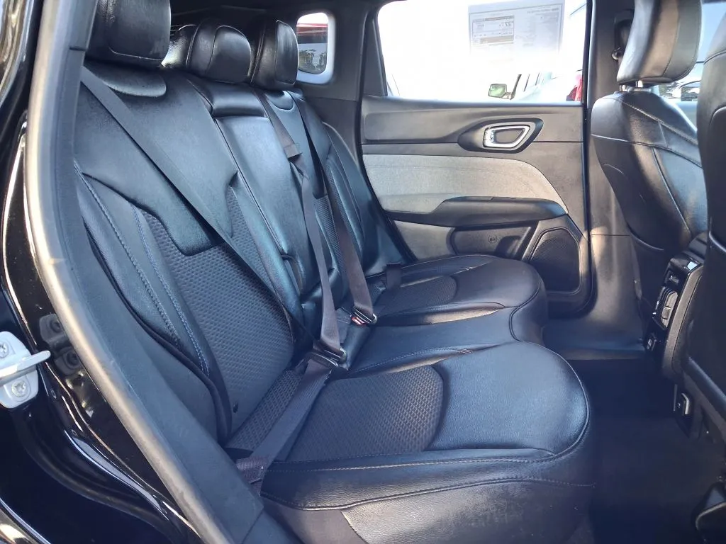 Jeep Compass photo 20