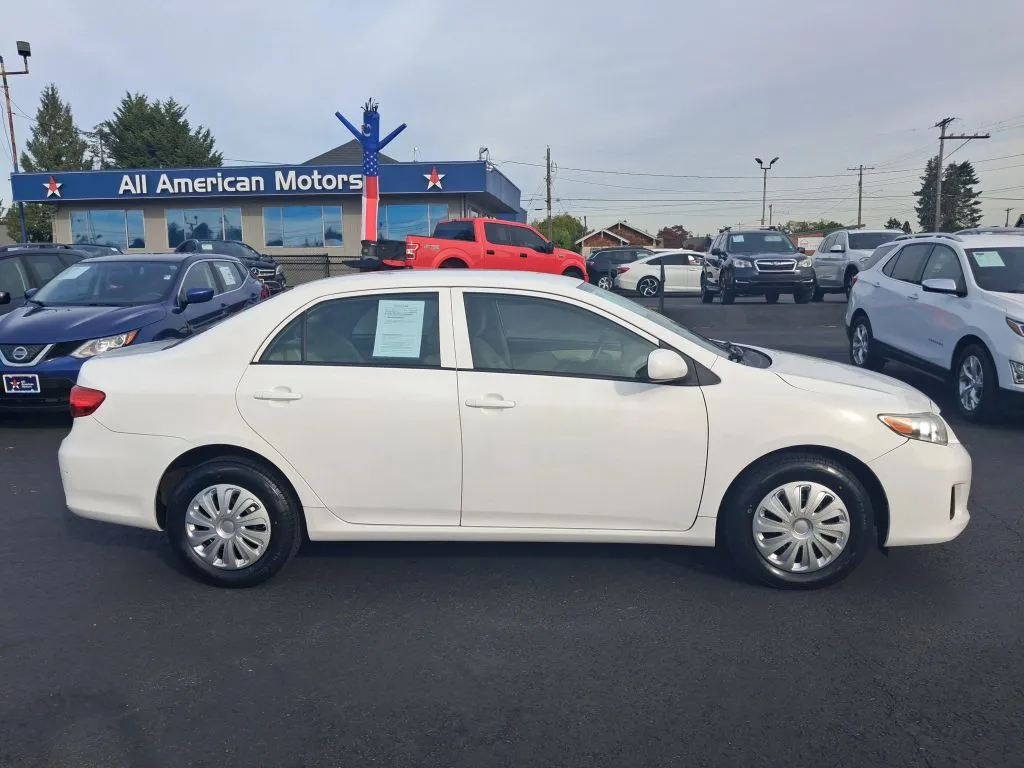 Toyota Corolla photo 8