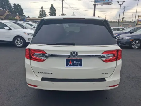 More photos of 2024 Chevrolet Equinox LT Sport Utility 4D at All American Motors, WA