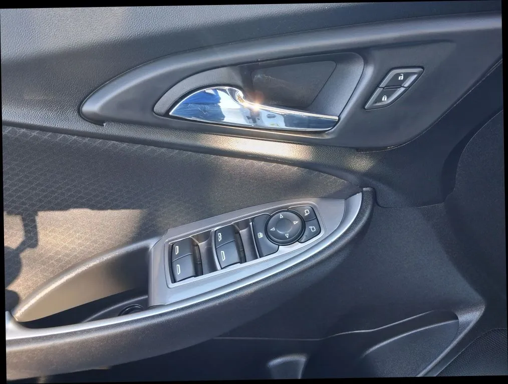 Chevrolet Malibu photo 13