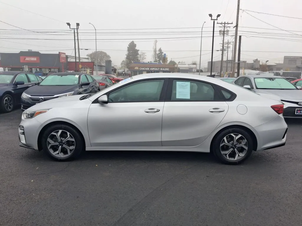 Kia Forte photo 7