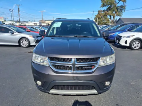 Photos of 2019 Dodge Journey SE Sport Utility 4D for sale in Tacoma, WA at All American Motors
