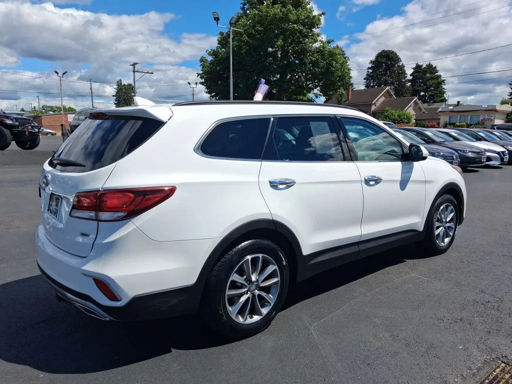 Hyundai Santa Fe photo 10