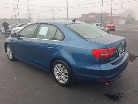 More photos of 2015 Volkswagen Jetta 1.8T SE Sedan 4D at All American Motors, WA