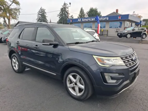 Gray 2017 Ford Explorer XLT Sport Utility 4D for sale in Tacoma, WA