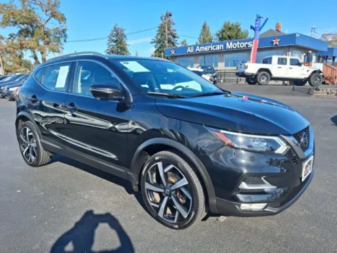 Black 2020 Nissan Rogue Sport SL Sport Utility 4D for sale in Tacoma, WA