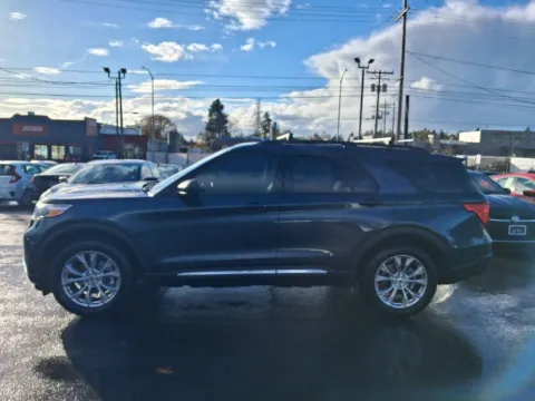 More photos of 2023 Ford Explorer XLT Sport Utility 4D at All American Motors, WA