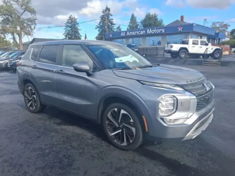 Gray 2022 Mitsubishi Outlander SE Sport Utility 4D for sale in Tacoma, WA
