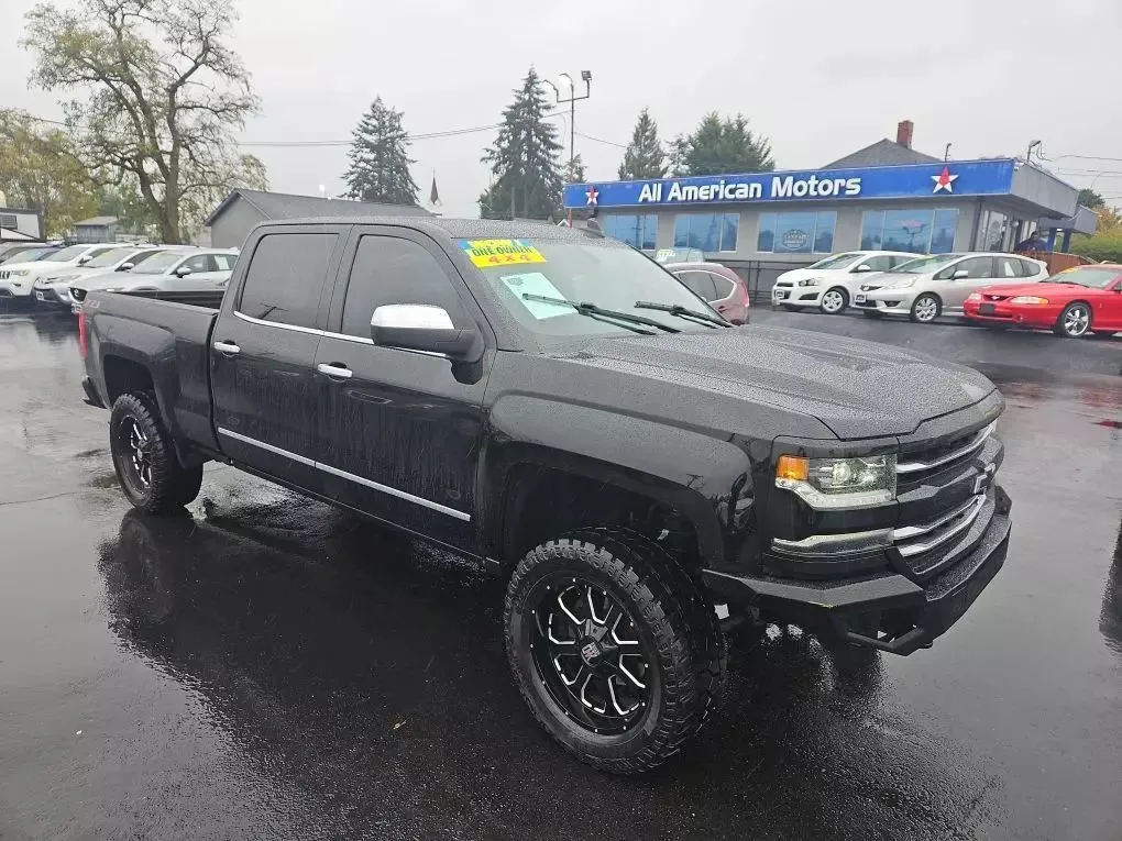 Used 2018 Chevrolet Silverado 1500 Crew Cab Z71 LTZ Pickup 4D
